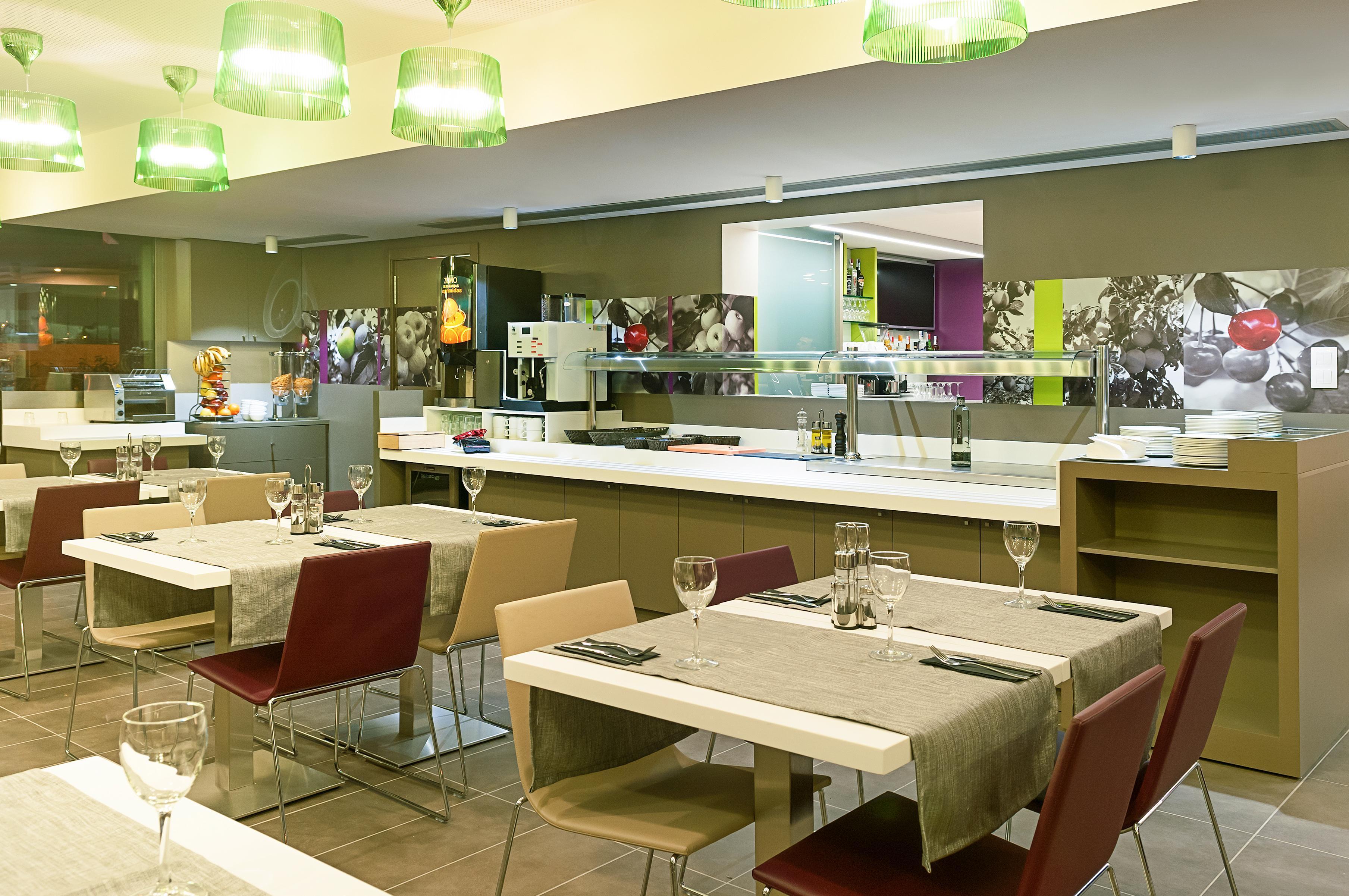 Ibis Styles Torrefarrera 2*